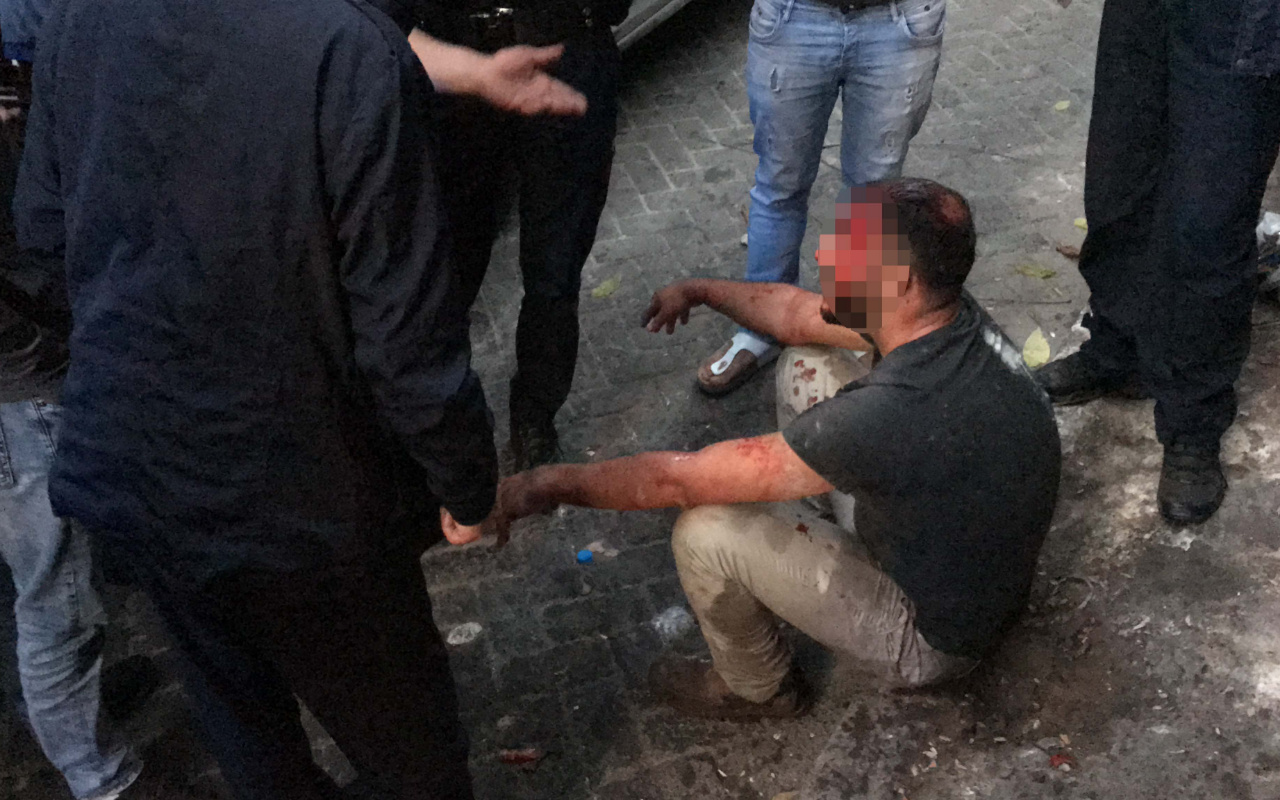 Beyoğlu'nda küçük çocukları taciz iddiası! Mahalleli öldüresiye dövdü