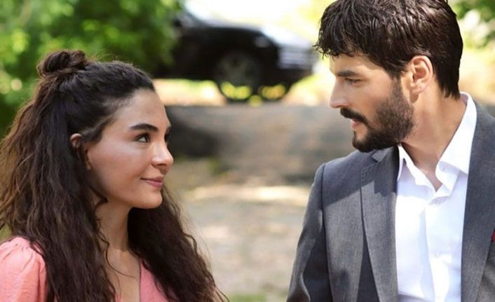 Hercai'nin yıldızı Ebru Şahin'e Murat Cemcir'den olay yorum takipçilerini kızdırdı