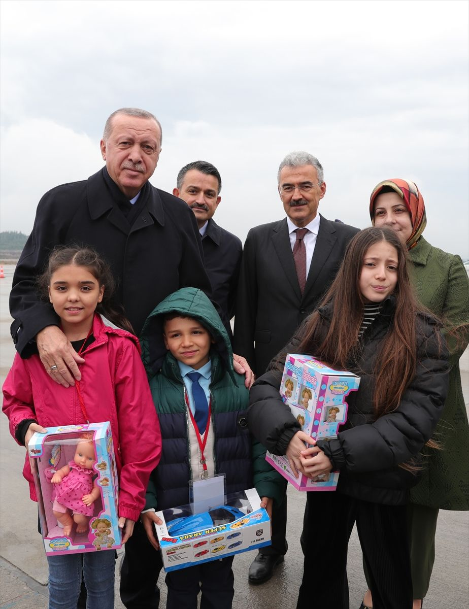 Tunç Soyer Kemal Kılıçdaroğlu'nu bırakıp Erdoğan'ı karşılamaya gitti