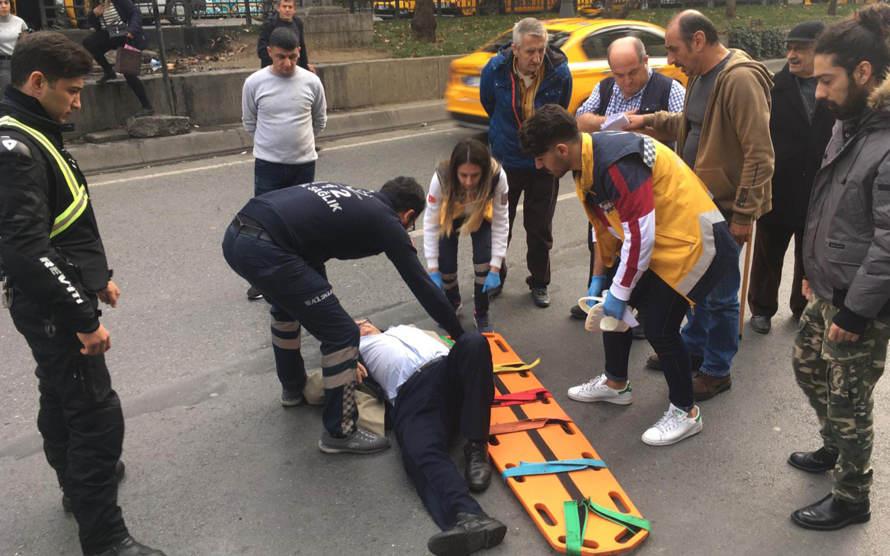 İstanbul Beyoğlu’nda motosikletin çarptığı yaşlı adam yaralandı