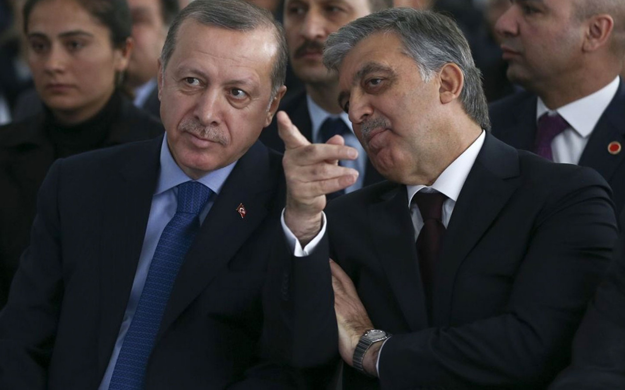 Abdullah Gül'den Erdoğan'a sürpriz telefon! Bakın ne için aramış!