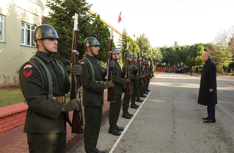 Cumhurbaşkanı Erdoğan'dan askere sürpriz hediye