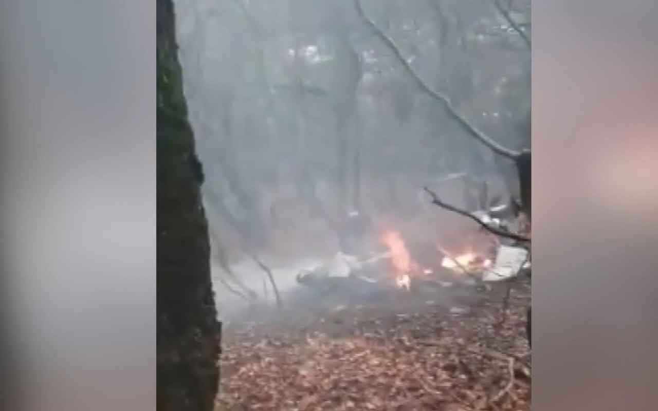 Rusya’da bir helikopter düştü, pilot hayatını kaybetti