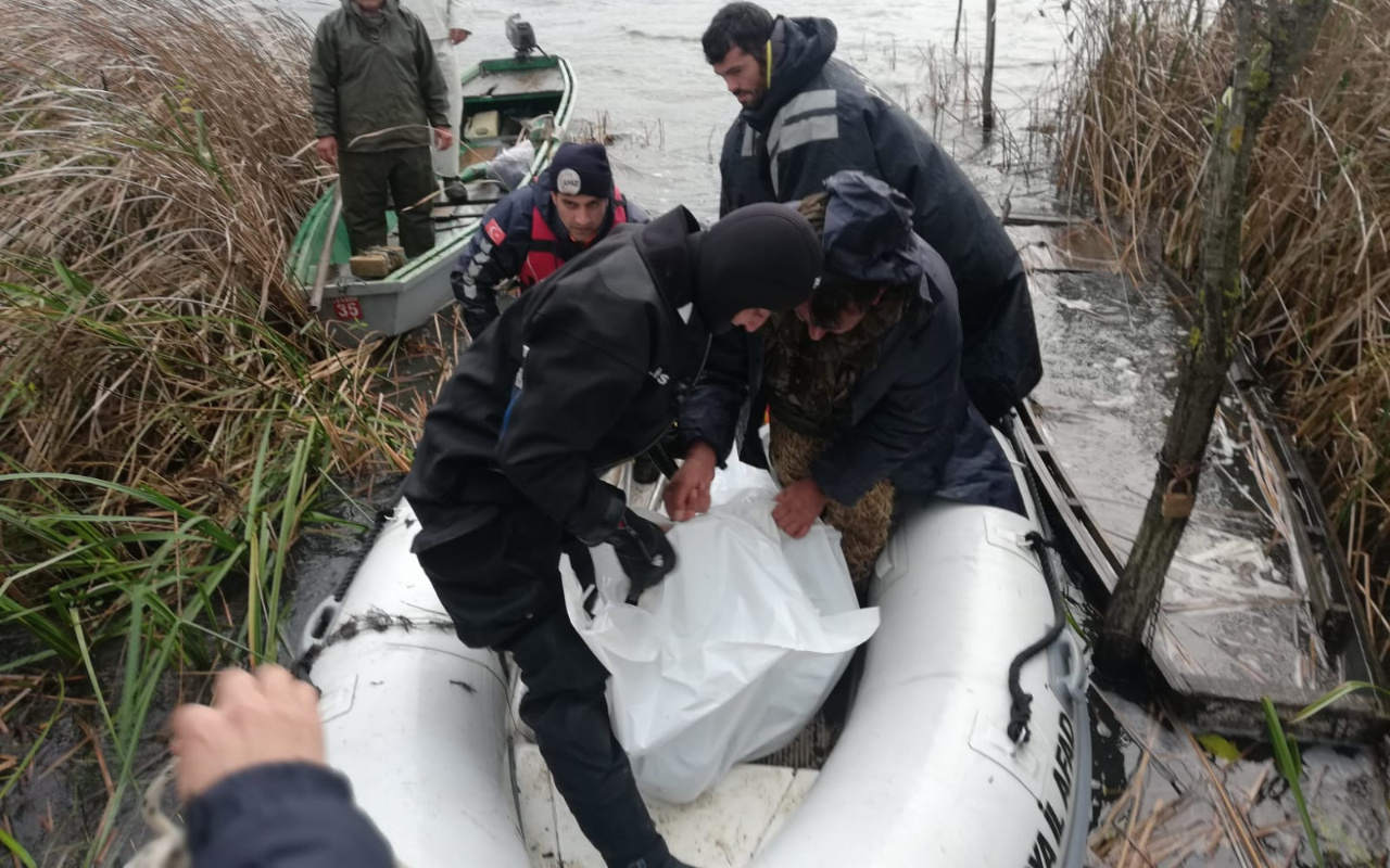 Sakarya'da gölde kaybolan iki gençten birinin daha cesedi bulundu