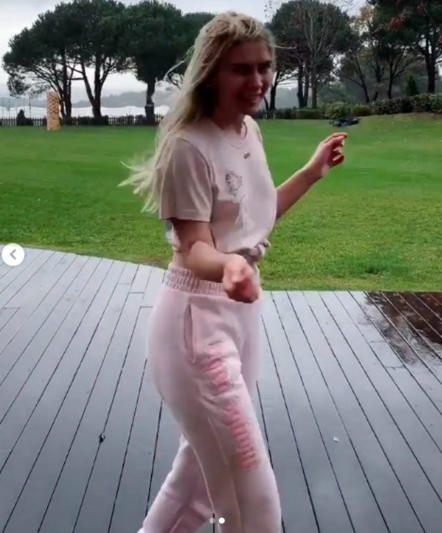 Aleyna Tilki'nin sütyensiz kalça dansı sosyal medyada yorum yağmuruna tutuldu