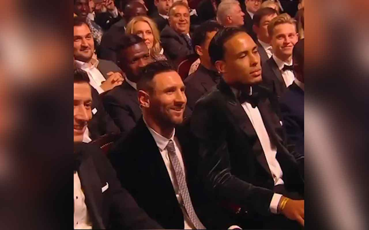 Dünyada yılın futbolcusu Lionel Messi oldu