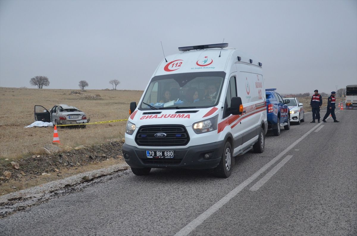 Karaman’da karı kocayı trafik kazası ayırdı