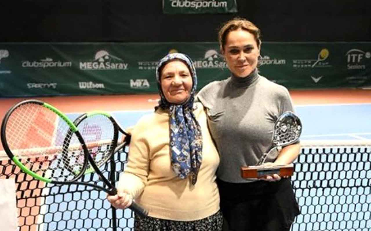 Hülya Avşar tenis turnuvasında 67 yaşındaki Durdu Teyze ile maça çıktı