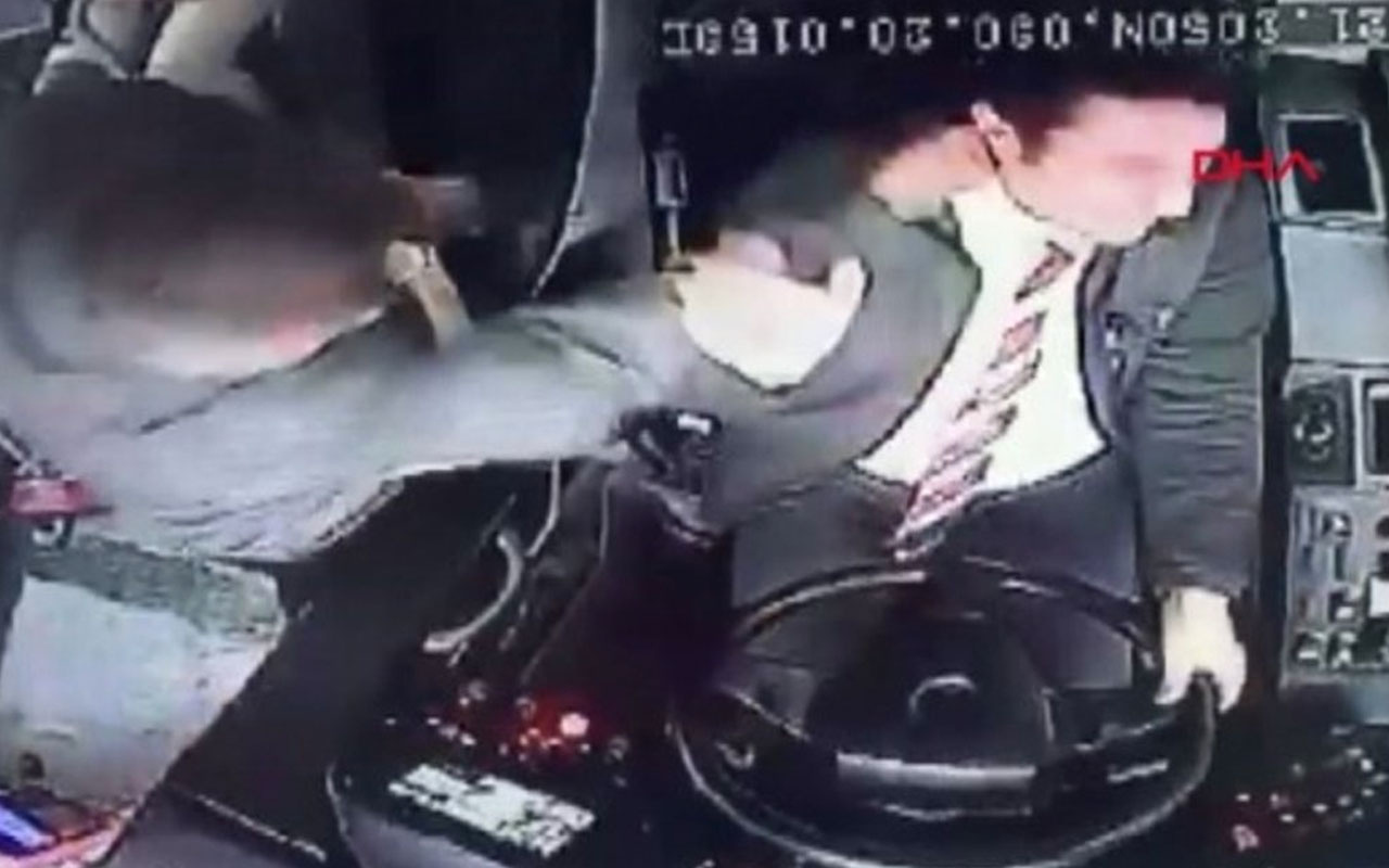 Malatya'da seyir halindeki otobüsün şoförüne yumruklu saldırı kamerada