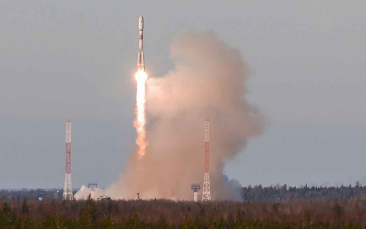 Rusya uzaya navigasyon aracı gönderdi