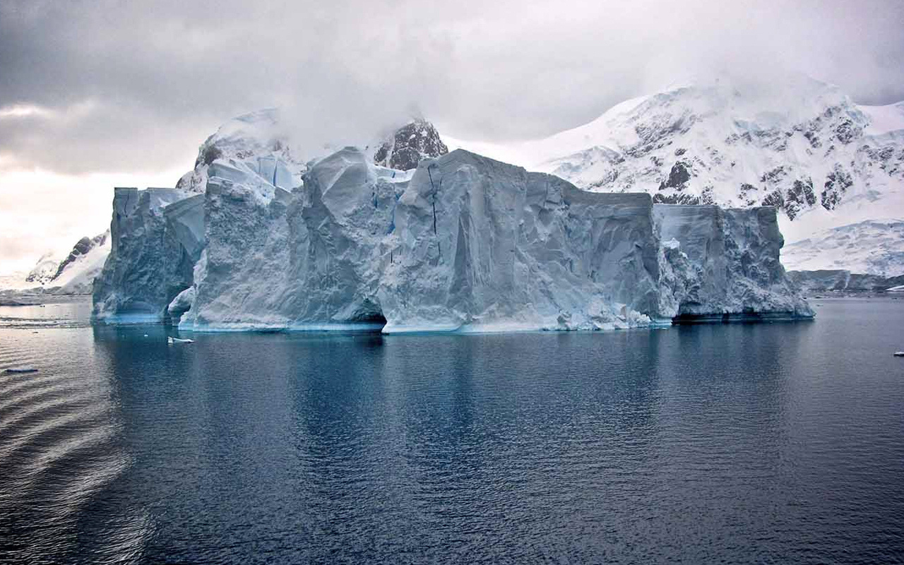 Türk bilim insanları: Antarktika'da Türkiye büyüklüğünde buz eridi!
