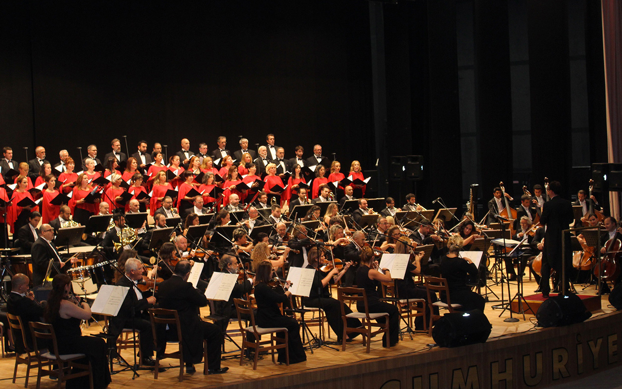 Cumhurbaşkanlığı Senfoni Orkestrası'ndan İsmet İnönü anısına konser