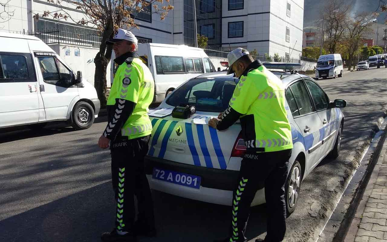 Batman'da trafik polisi, eşine ceza yazdı