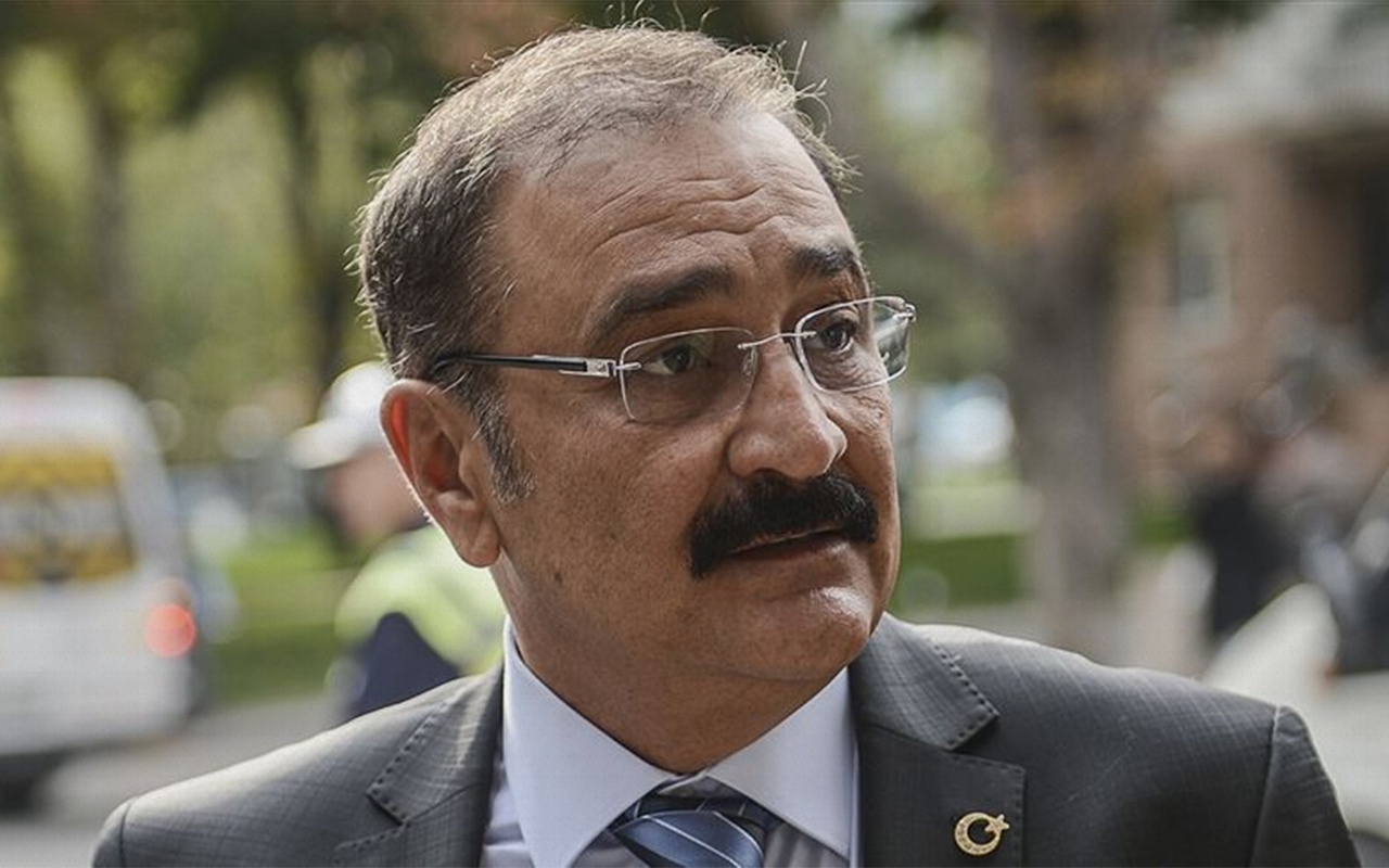 Sinan Aygün'e CHP üyeliğinden kesin çıkarma istemiyle disiplin soruşturması