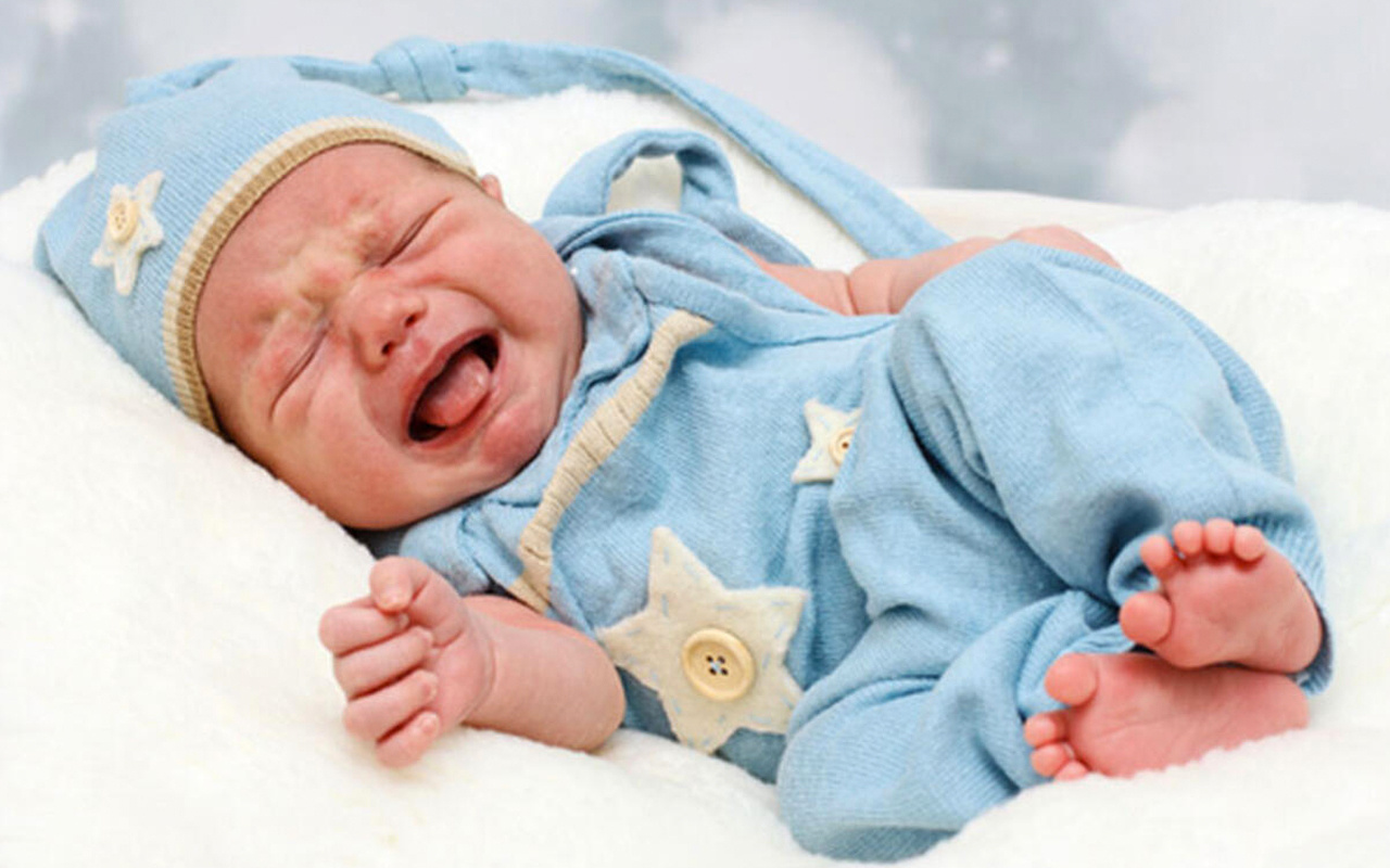 Bebekler neden ağlar nasıl susturulur?