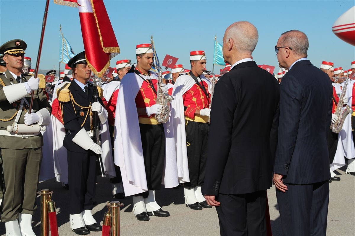 Cumhurbaşkanı Erdoğan'dan Tunus'a sürpriz ziyaret