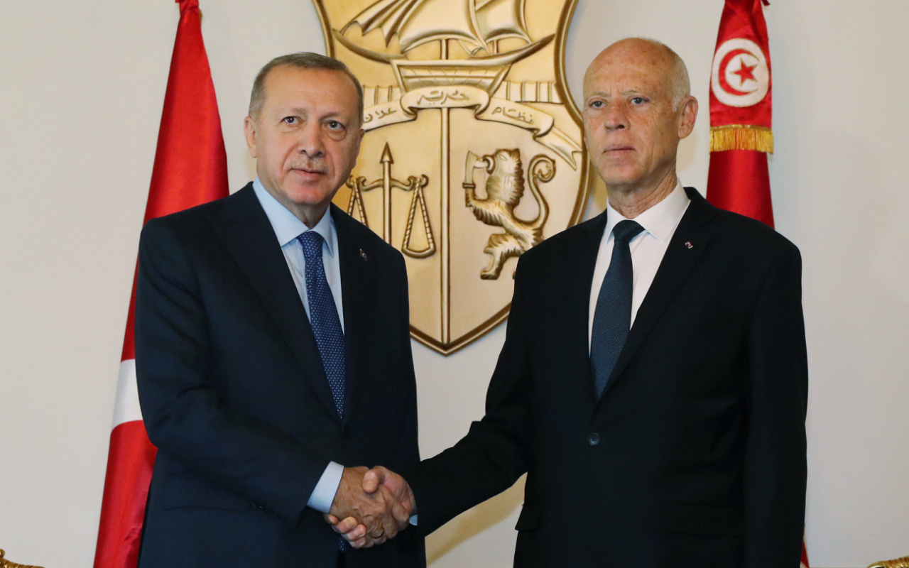 Cumhurbaşkanı Erdoğan Tunus'ta Kays Said ile görüştü