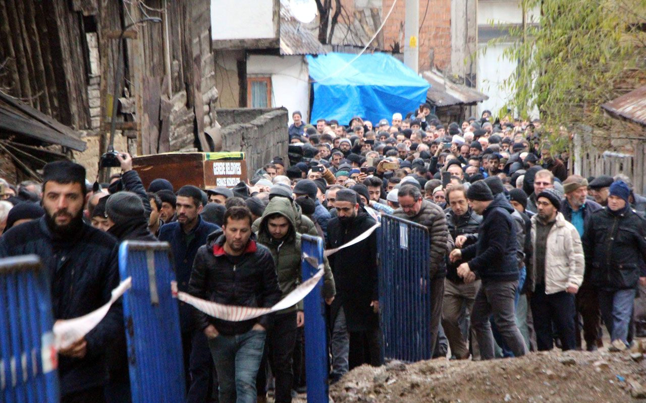 Osmanlı Devleti'nin son ulemalarından Yusuf Şengönül'ün cenazesinde izdiham oluştu