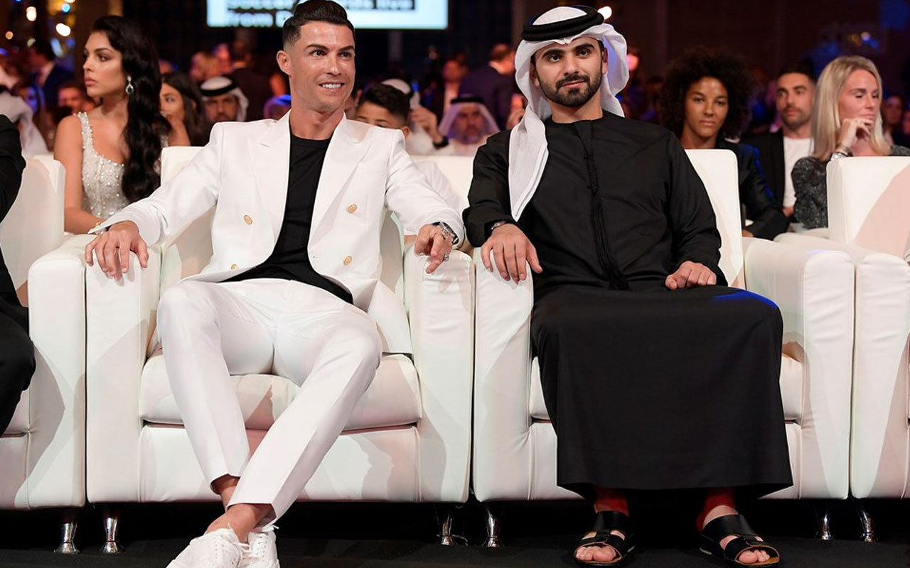 Cristiano Ronaldo'nun elinde taşıdığı servet