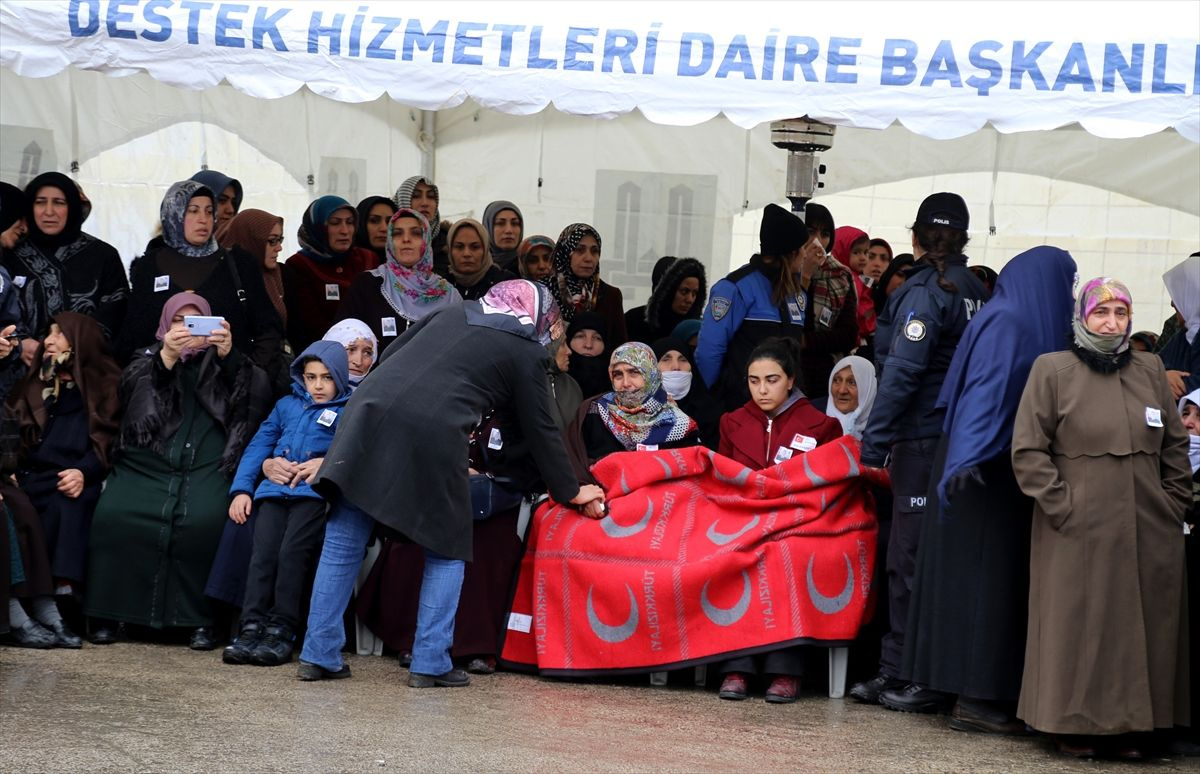 Erzurumlu Şehit Rahmi Kaya'nın cenazesini on binler uğurladı