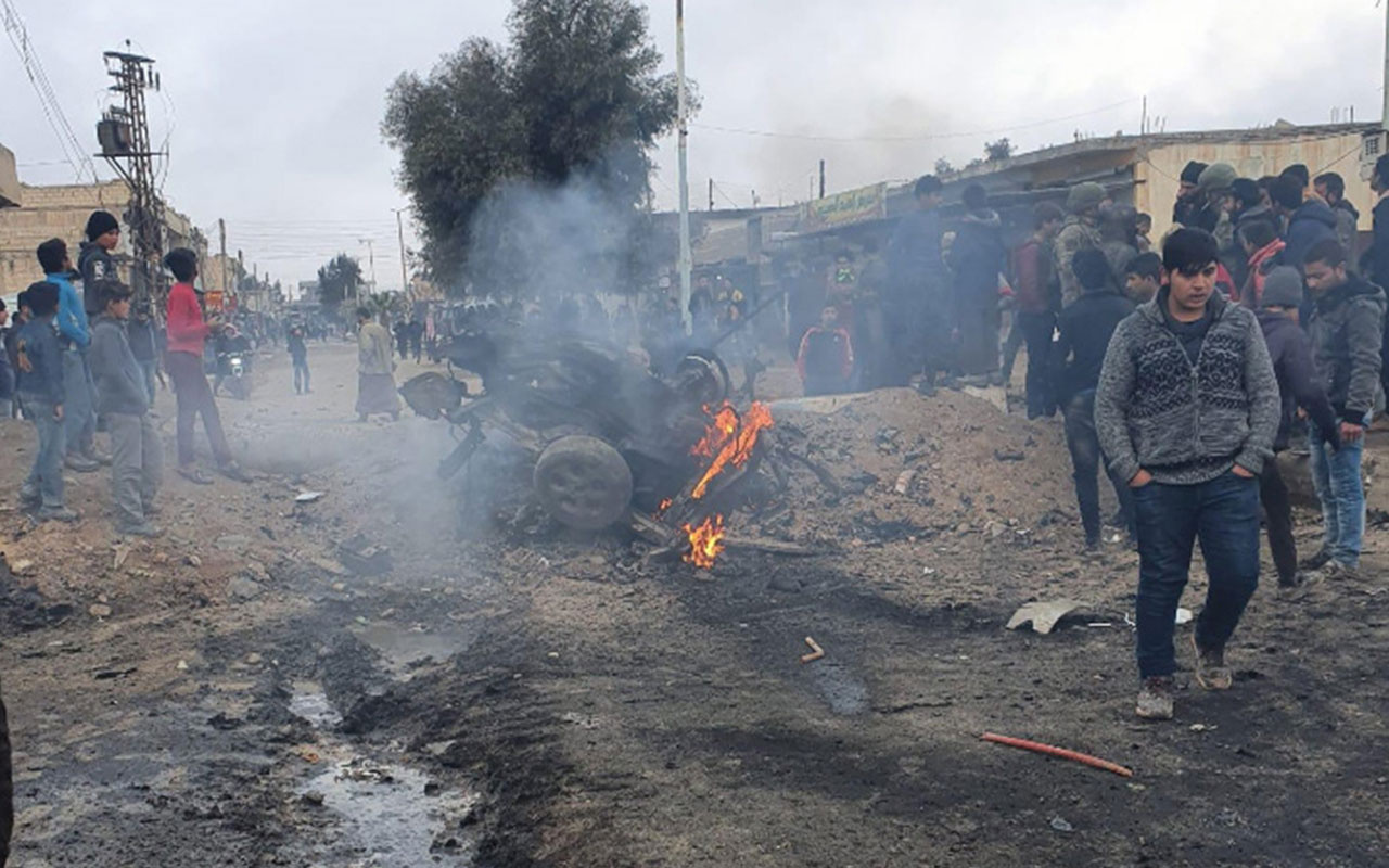 YPG'li teröristler Tel Abyad'da bombalı araç patlattı
