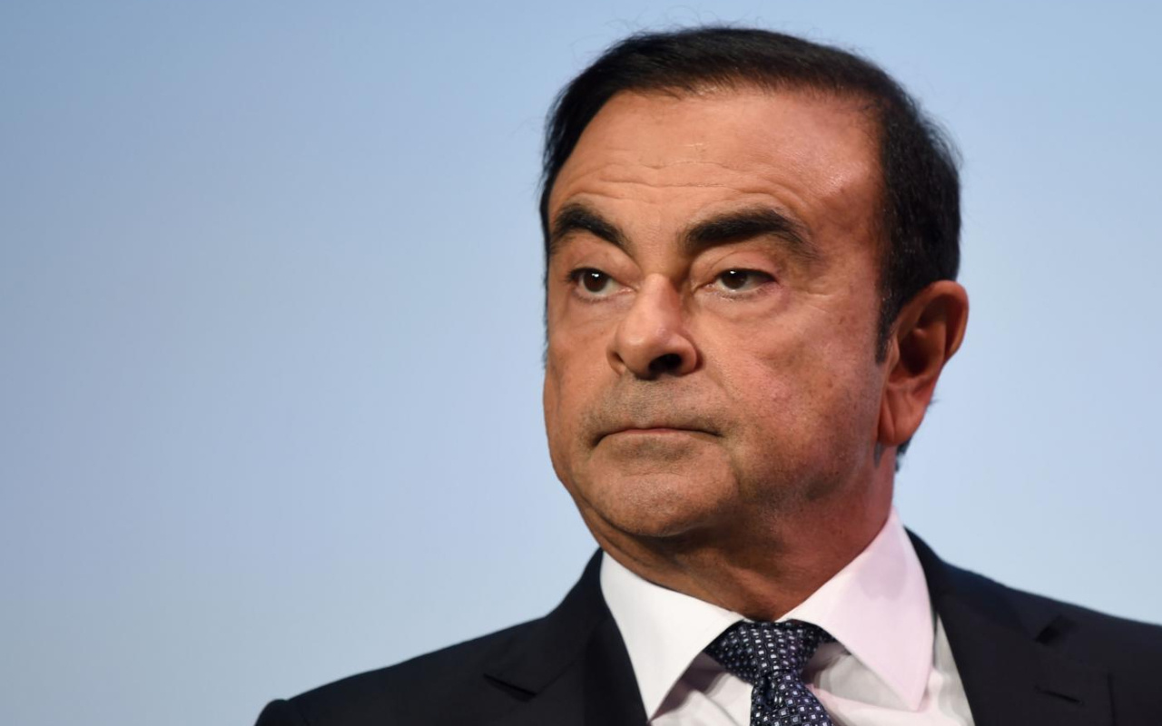 Carlos Ghosn Renault'u mahkemeye verdi