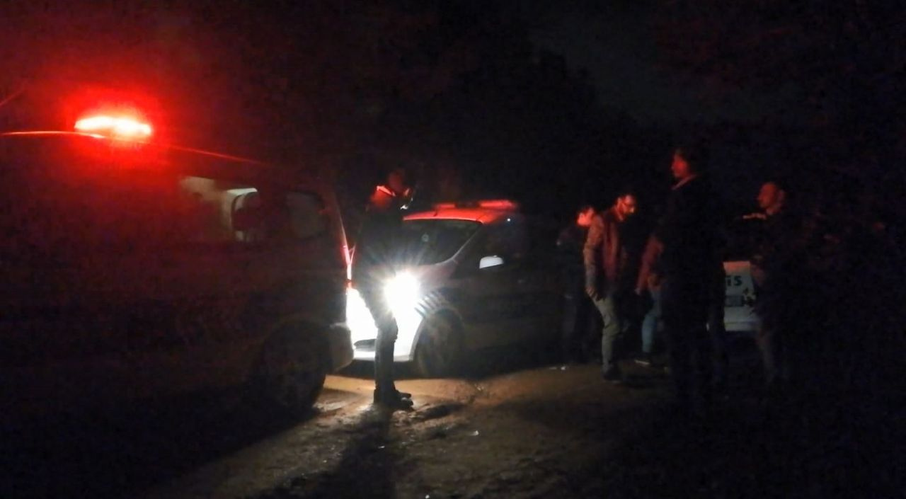 Arnavutköy'de korkunç olay bir kişiyi öldürüp eşini ağır yaraladı