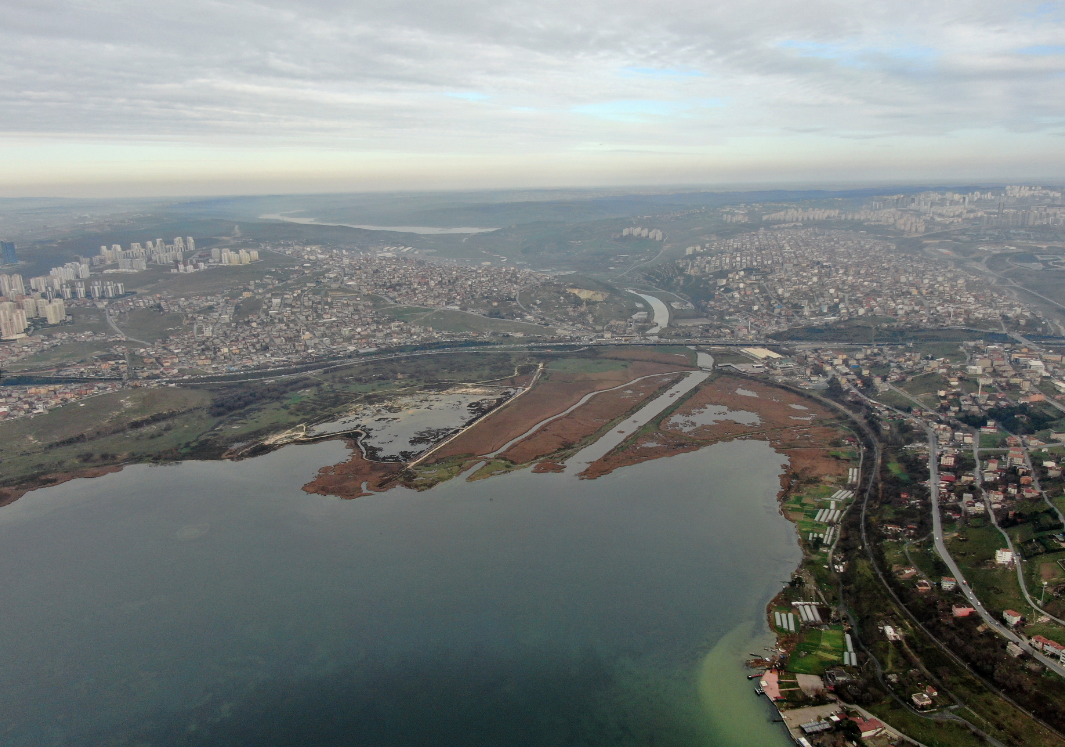 Kanal İstanbul çalışmaları havadan görüntülendi! Sazlıdere temizleniyor