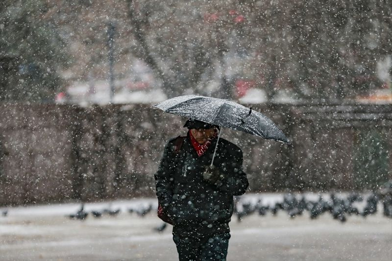 Yarım metre kar yağacak! Meteoroloji duyurdu Adana bile listede