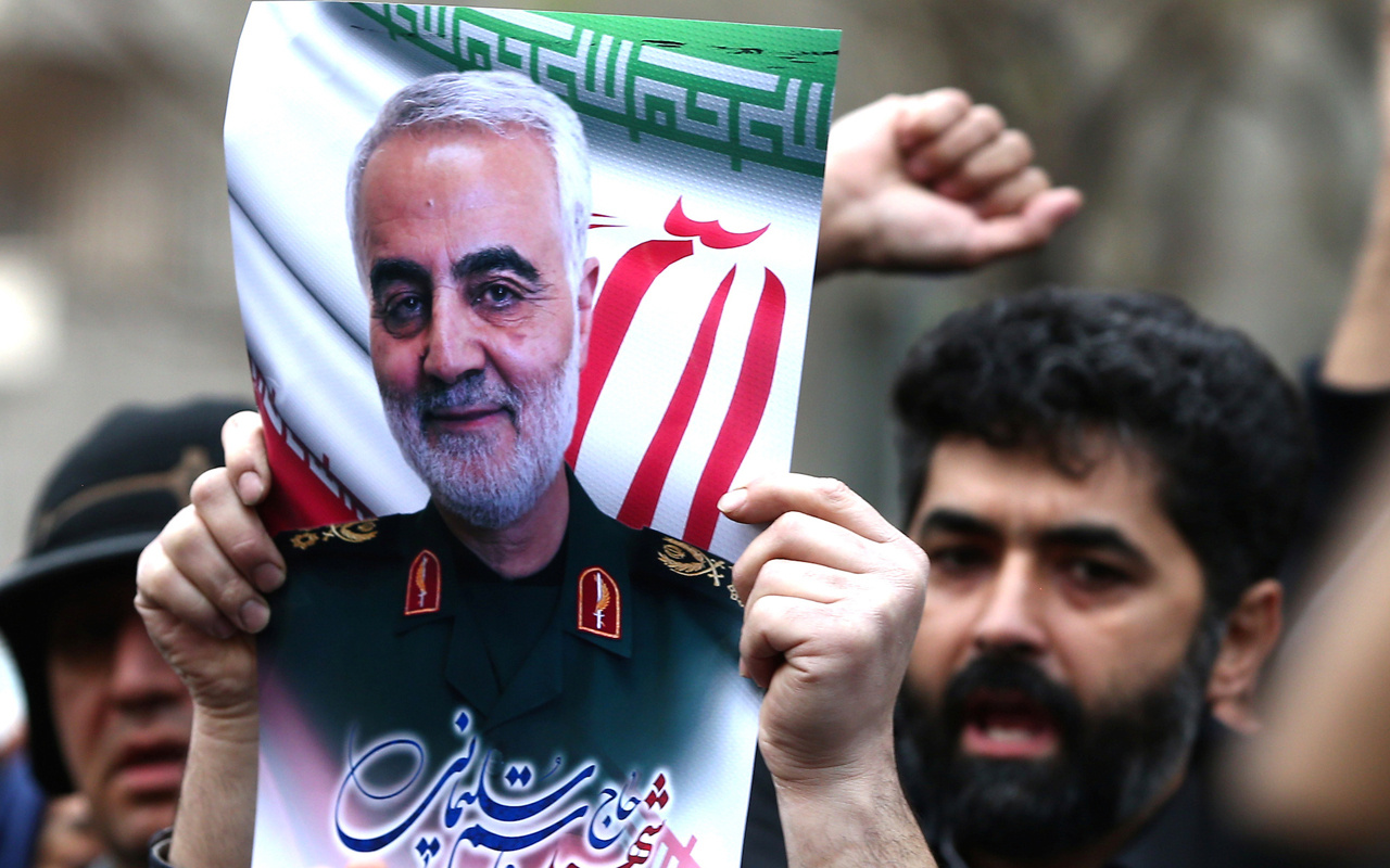 İran'a bir şok daha! Süleymani'den sonra o isim de öldürüldü