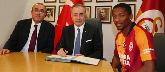 Galatasaray Jesse Sekidika'yı kadrosuna kattı