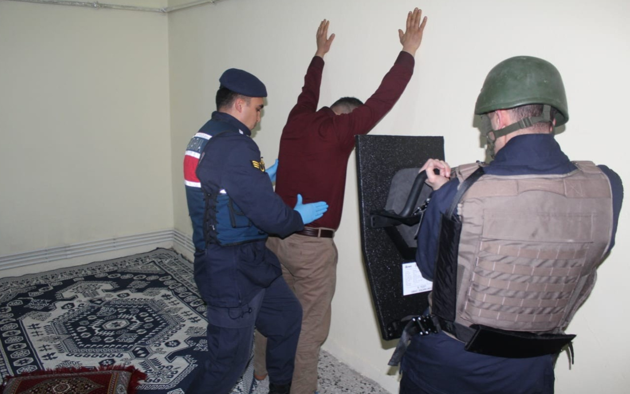 Kayseri'de El-Nusra terör örgütü üyesi 3 kişi yakalandı