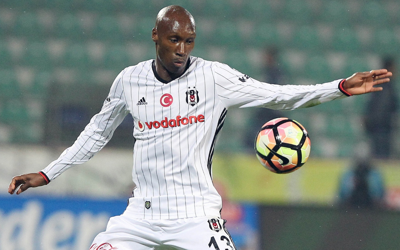 Beşiktaş yönetimi Atiba için gelen transfer teklifini reddetti
