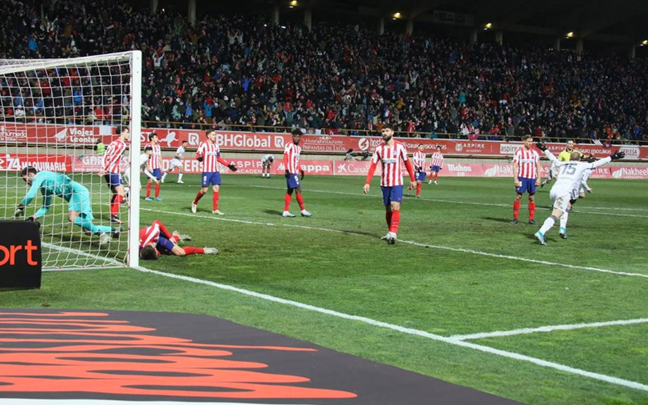 Atletico Madrid, 3. lig takımına elendi