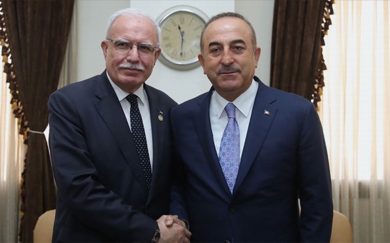 Dışişleri Bakanı Çavuşoğlu Filistinli mevkidaşıyla telefonda görüştü