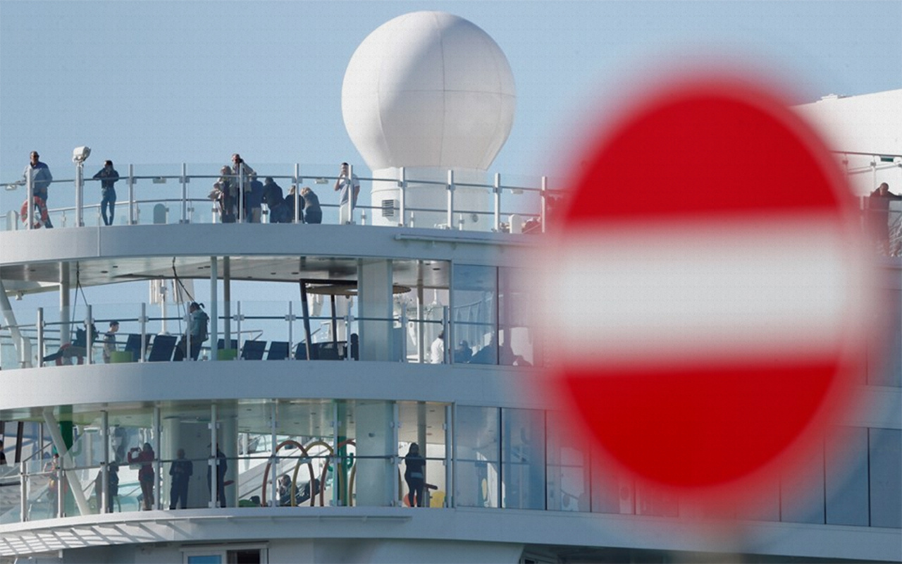 İtalya'da 27 Türk'ü de taşıyan gemide koronavirüse rastlanmadı