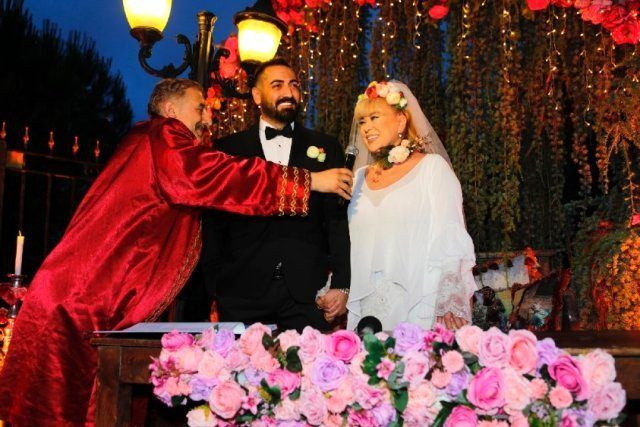 Zerrin Özer ve Murat Akıncı boşandı dolandırıcılık iddiaları şoke etmişti