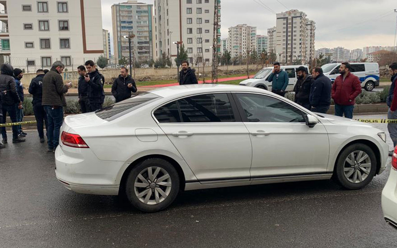 Diyarbakır'da korkunç olay! Otomobili durdurup husumetlisini öldürdü