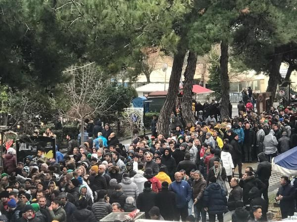 Kırklarelisporlu taraftarlar Fenerbahçe maçını çatıdan izledi