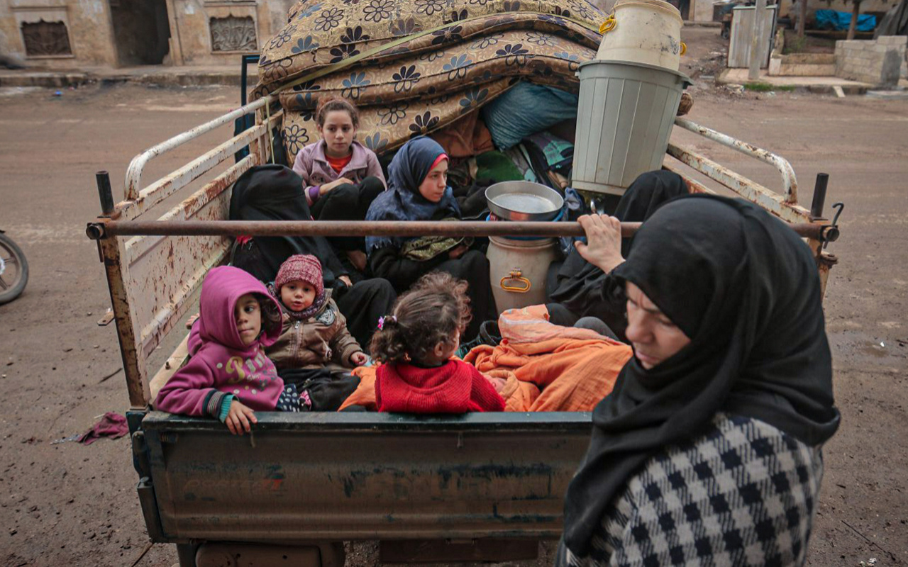 İdlib'de 1,5 milyon sivil daha Türkiye sınırına göç edebilir