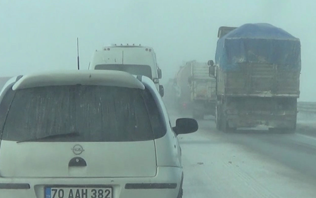 Konya-Afyonkarahisar kara yolunda zincirleme kaza: 15 yaralı