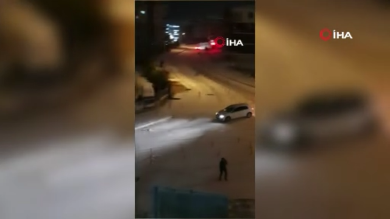 Samsun'da karda kayan araçların kaza anları görüntülendi