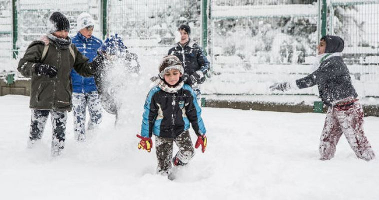 Okullar tatil mi bugün 10 Şubat kar tatili olan iller güncel listesi