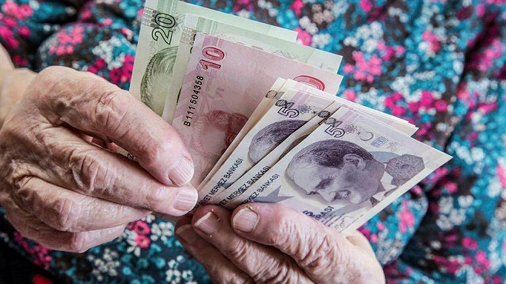 Emeklilere 850 lira müjdesi bankalar emekli maaşı promosyon savaşına girdi