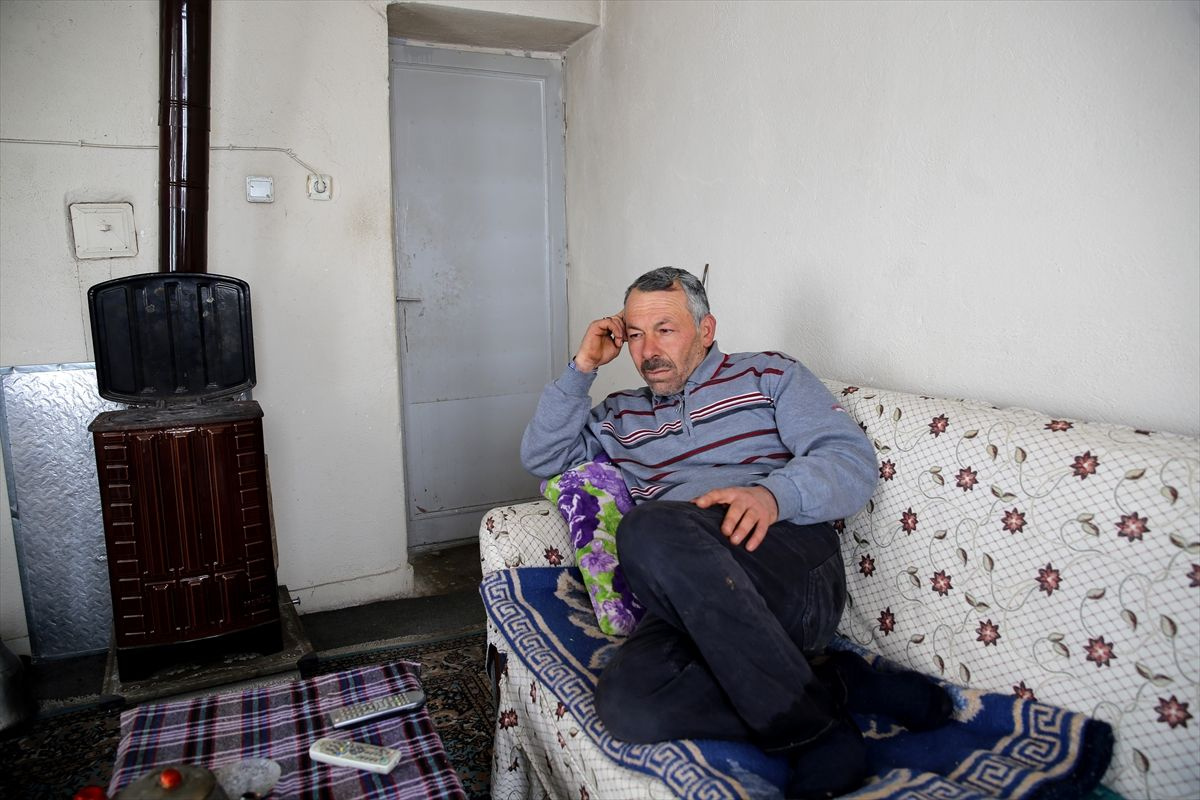 Nevşehir'in Çekme köyünde herkes göç etti o tek başına kaldı