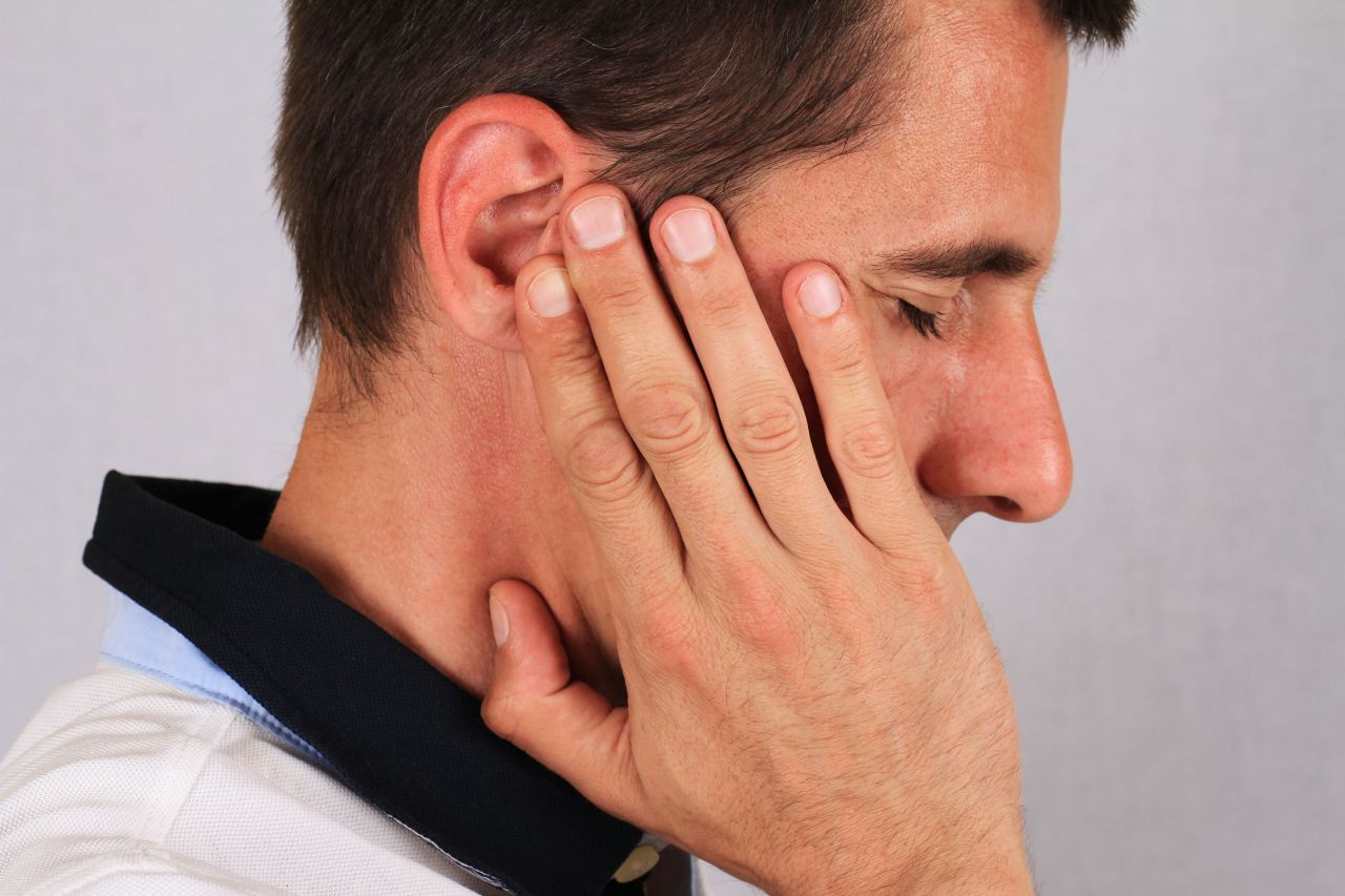 Geçmeyen kulak ağrılarına ne iyi gelir?