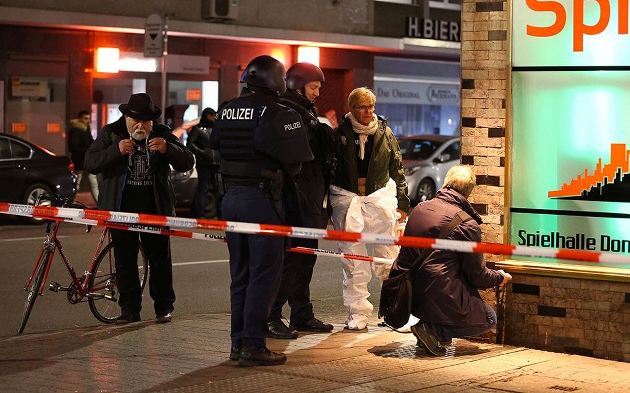 Almanya'yı sarsan kafe saldırısından fotoğraflar