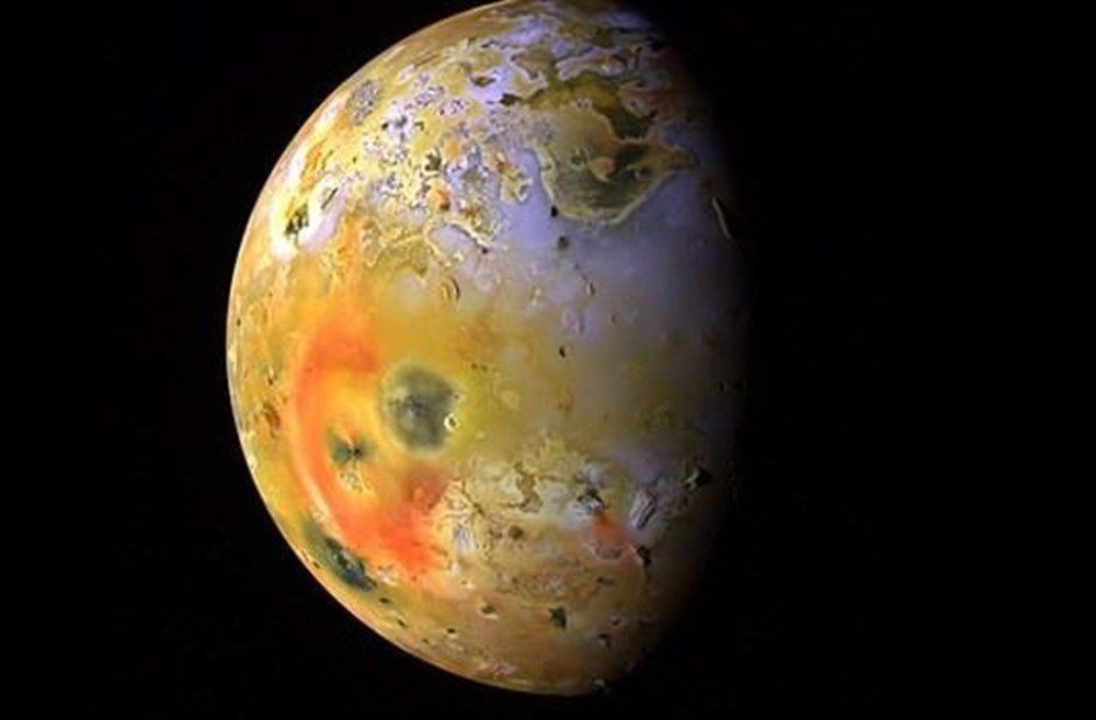 NASA'nnı Jüpiter kaşifi Juno yeni keşfiyle ezberleri bozdu!