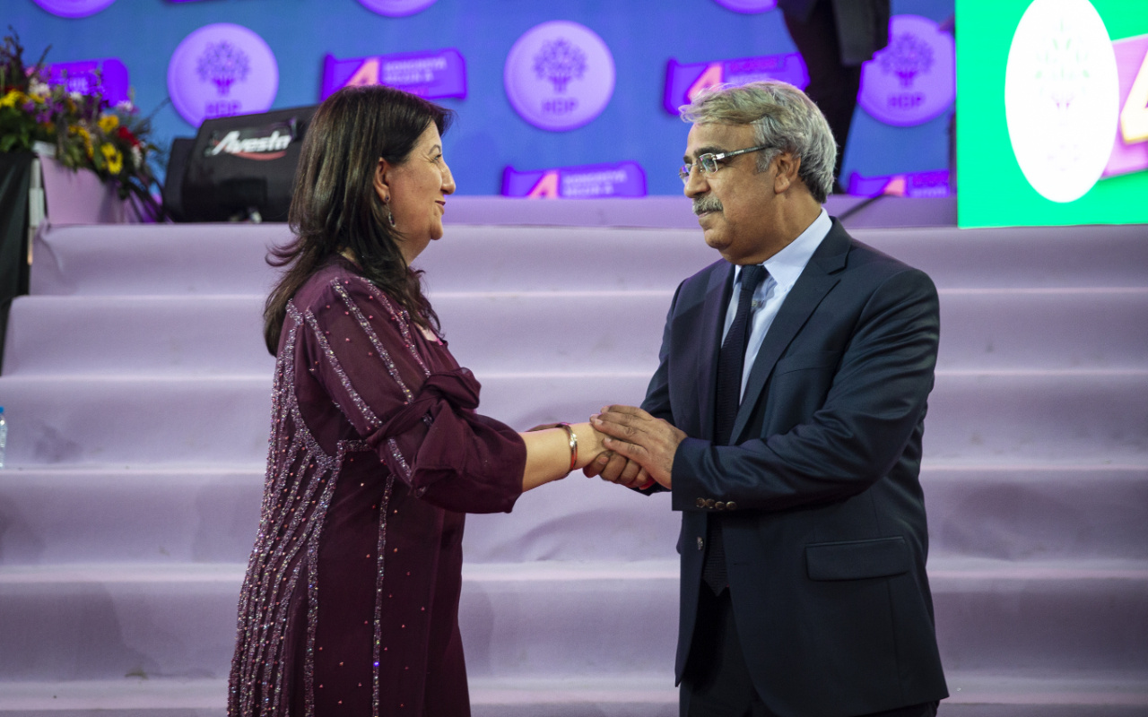 HDP'nin yeni Eş Genel Başkanları Pervin Buldan ve Mithat Sancar oldu