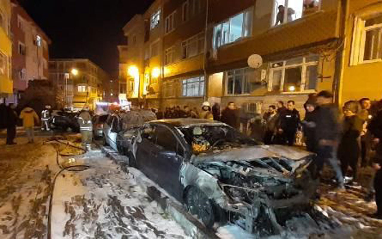 Fatih'te 9 otomobil ateşe verildi korkunç görüntüler